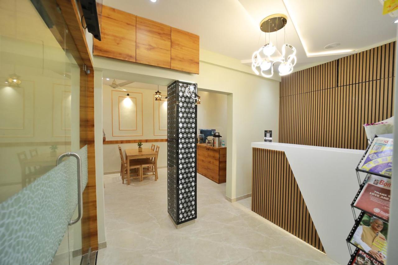 Hotel Alfa Executive Mumbai Exterior photo